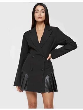 Maniere De Voir black blazer dress, size 4.
